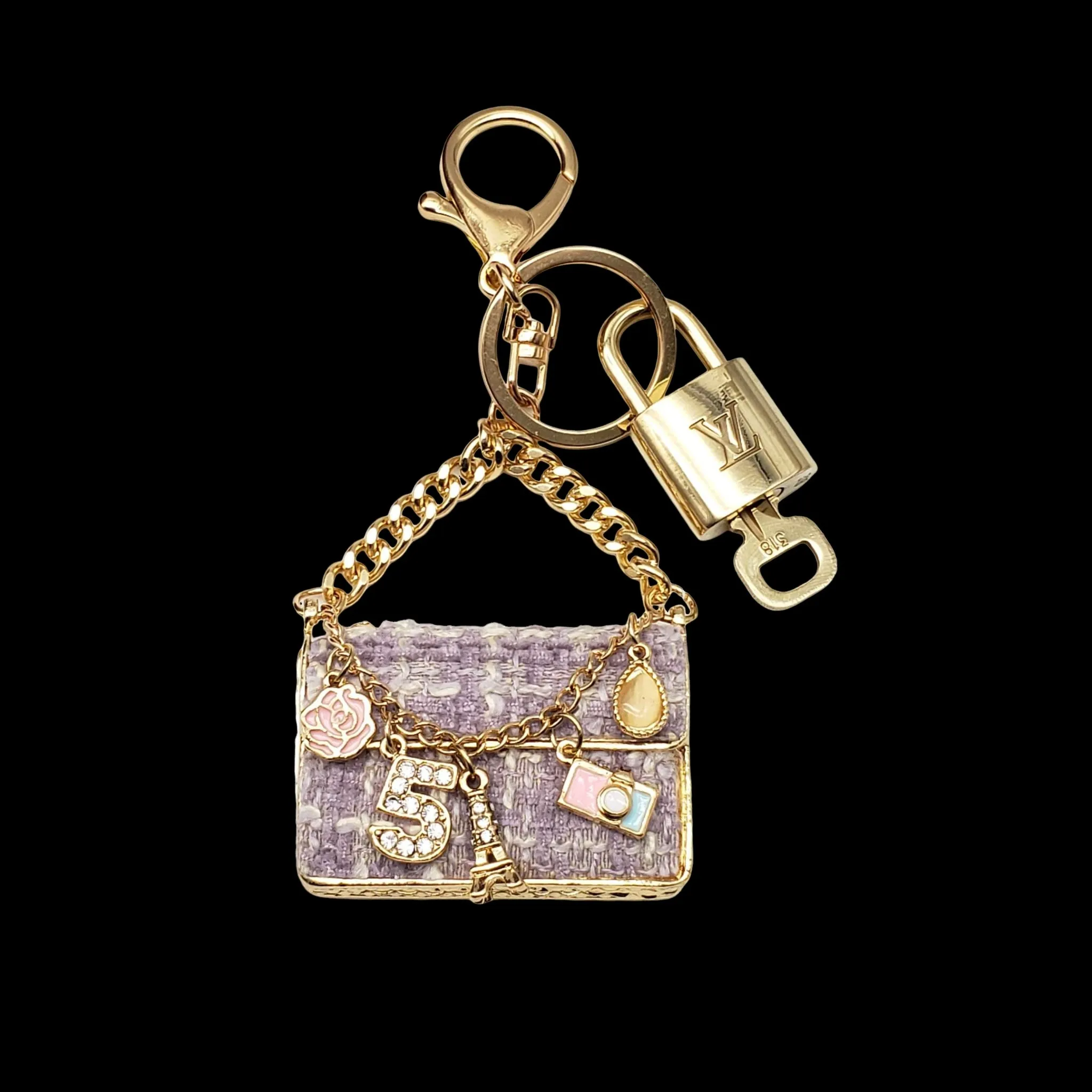 100%  Louis Vuitton Lock and Key with Unbranded Keychain, Keycharm, Bagcharm