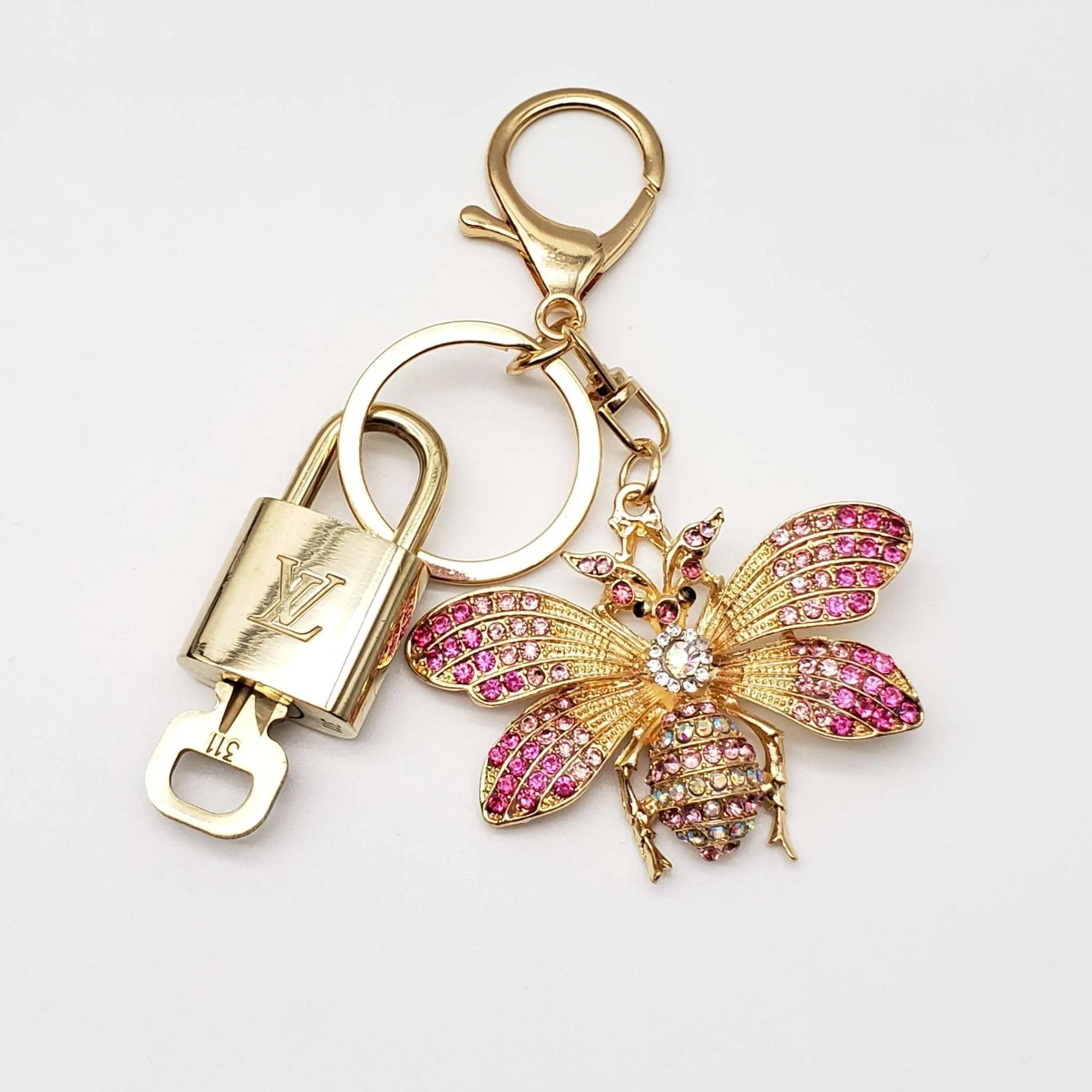 100%  Louis Vuitton Lock and Key with Unbranded Keychain, Keycharm, Bagcharm