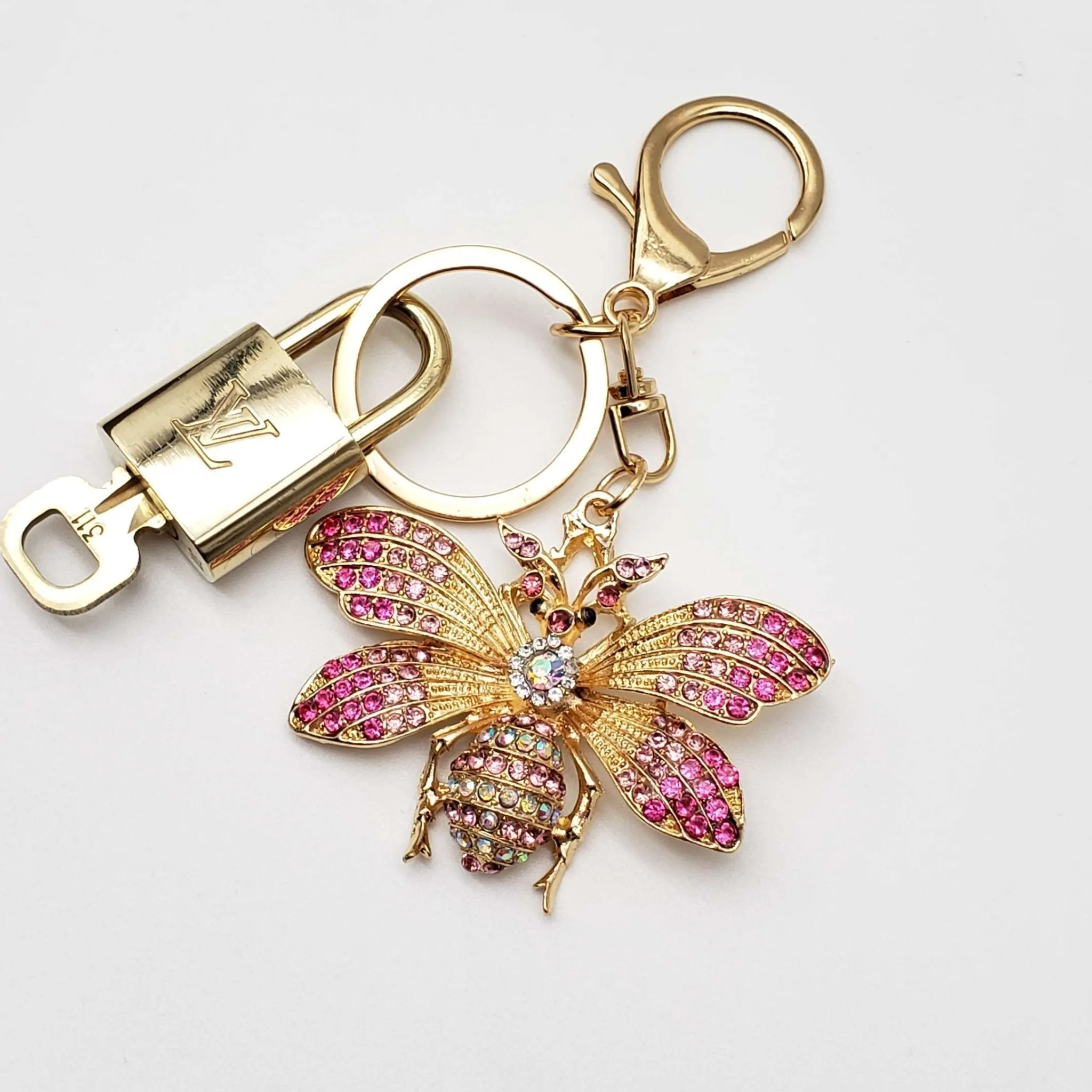 100%  Louis Vuitton Lock and Key with Unbranded Keychain, Keycharm, Bagcharm