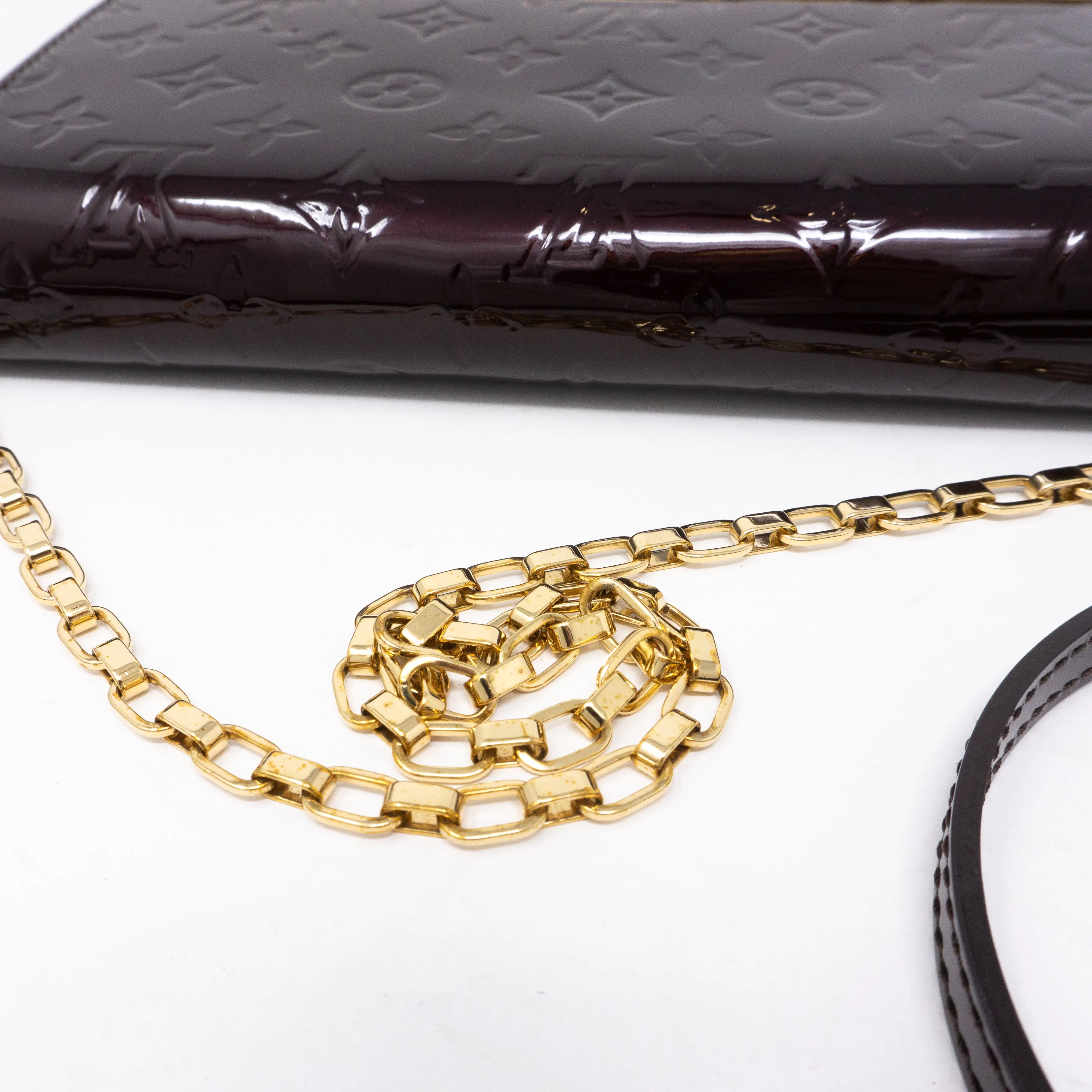 Ana Clutch Vernis Amarante