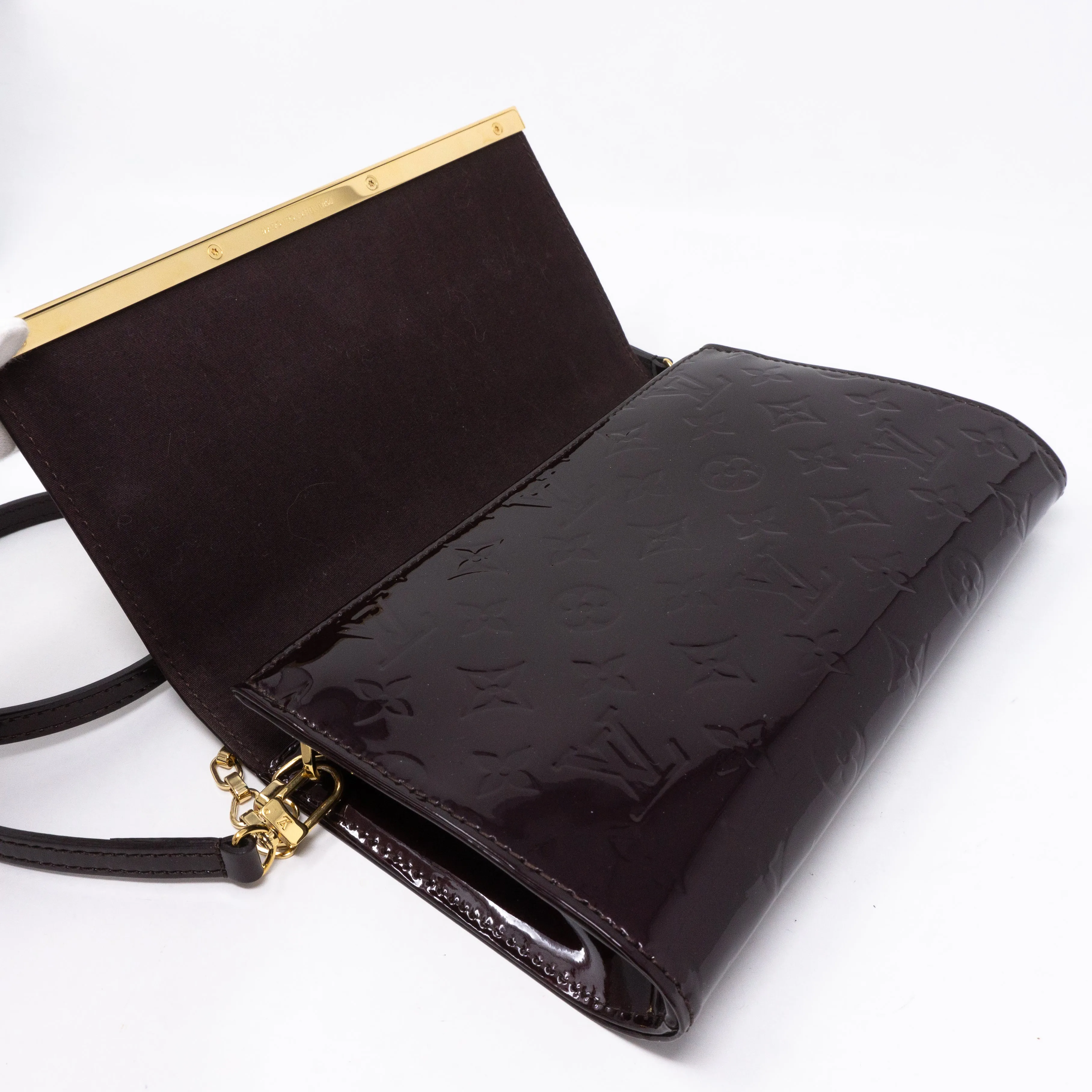 Ana Clutch Vernis Amarante
