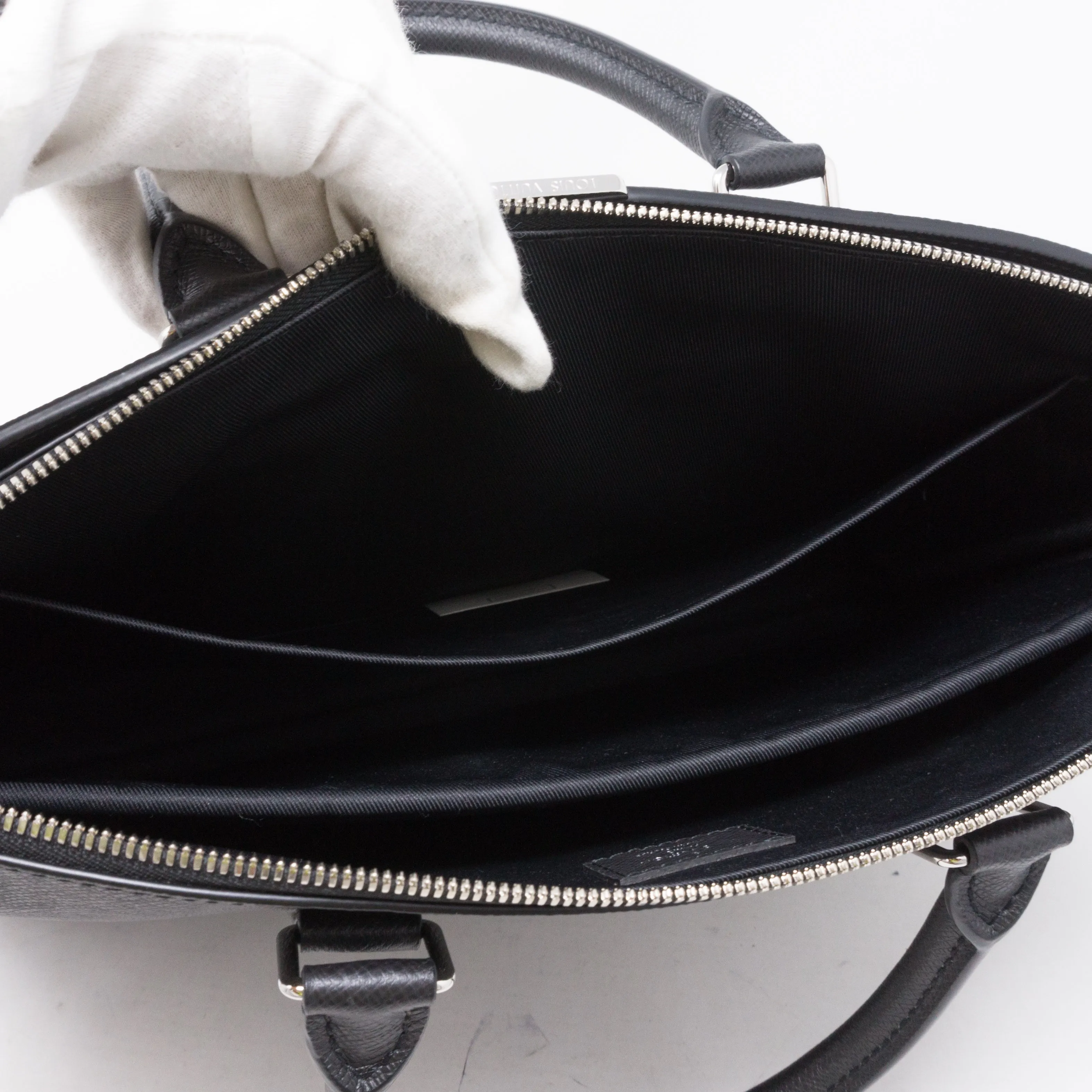 Anton Soft Briefcase Black Taiga Leather