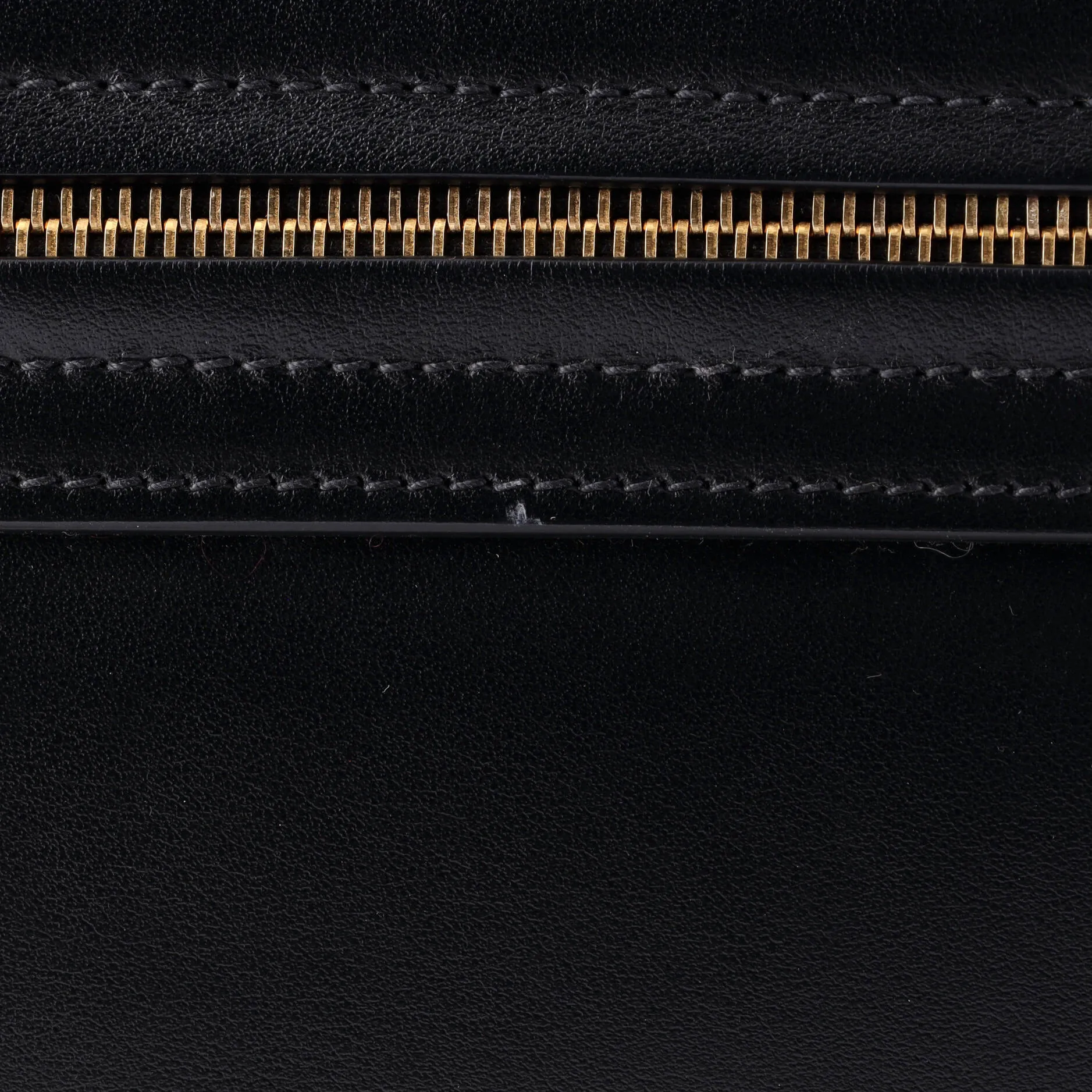 Artsy Handbag Monogram Empreinte Leather MM