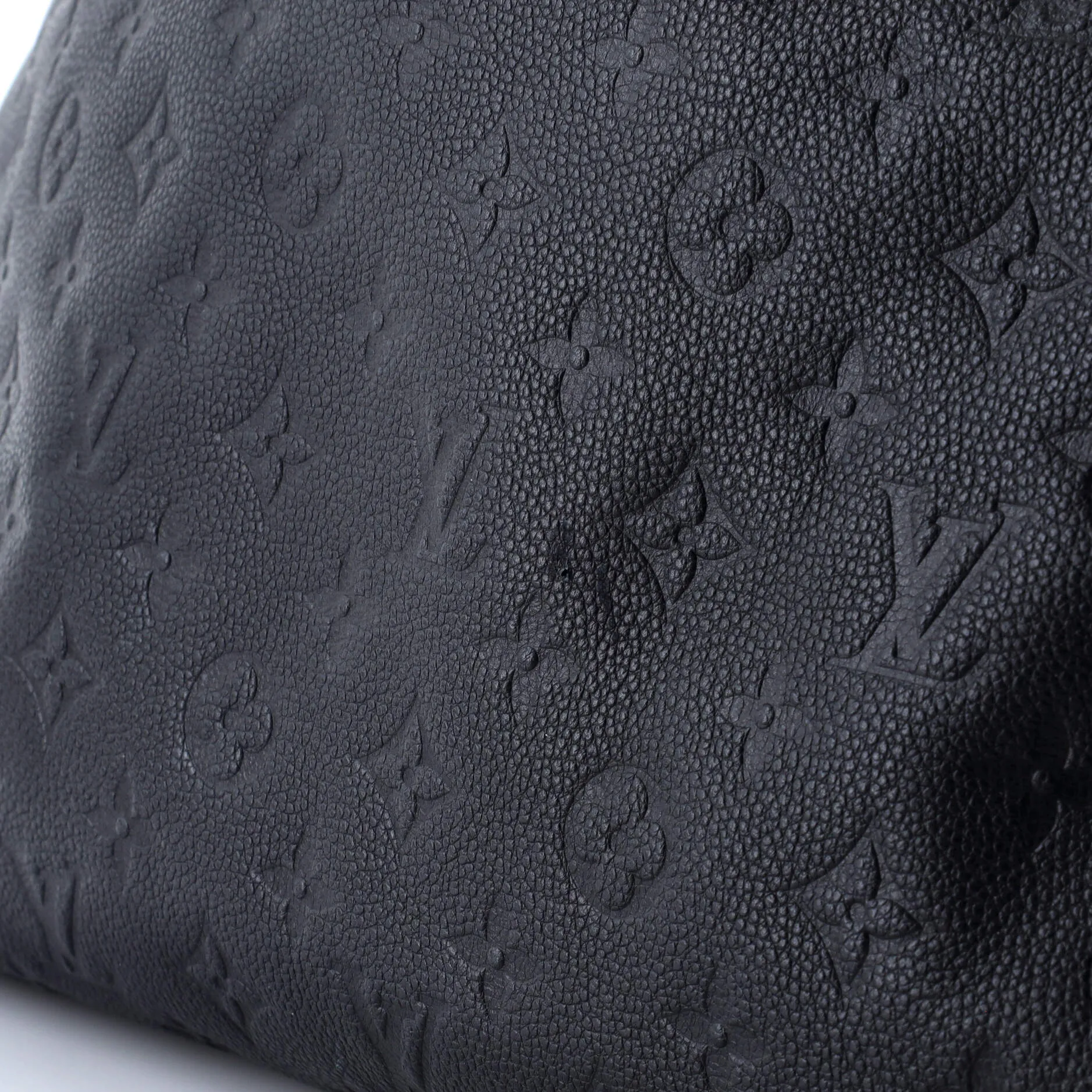 Artsy Handbag Monogram Empreinte Leather MM