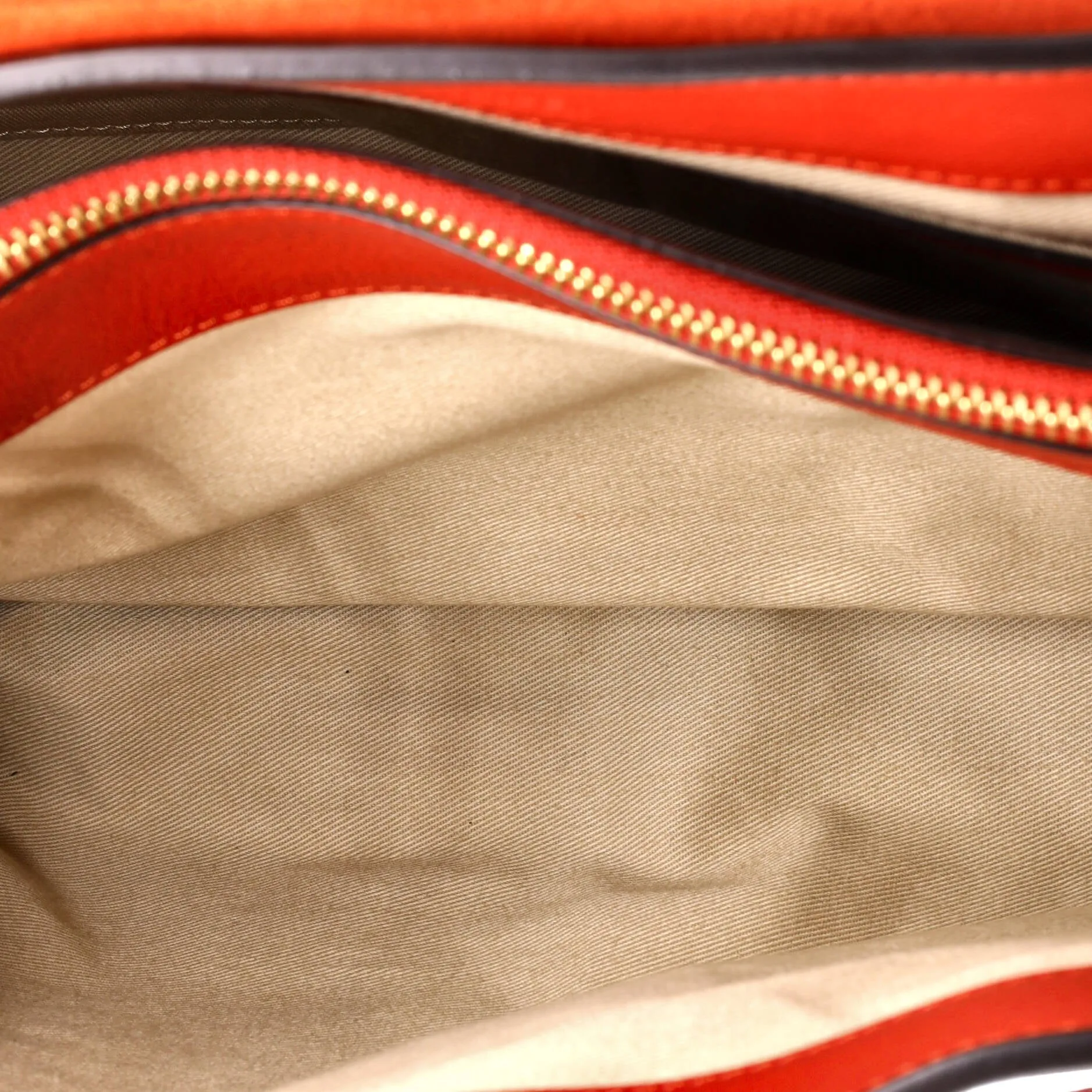 Artsy Handbag Monogram Empreinte Leather MM