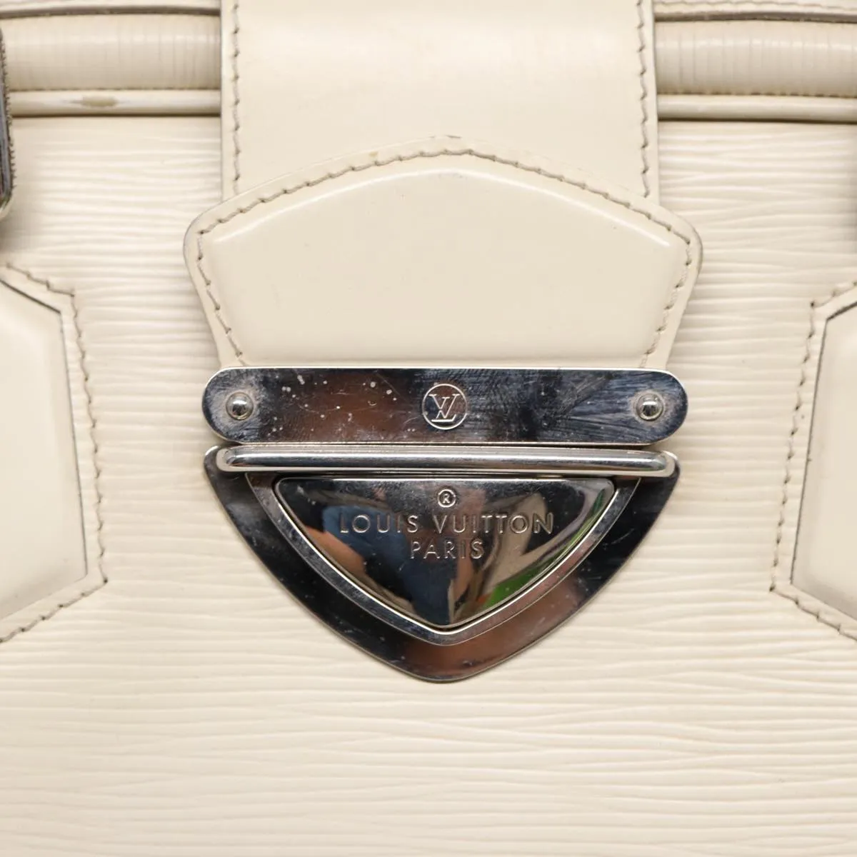 Artsy MM Handbag Cream Leather