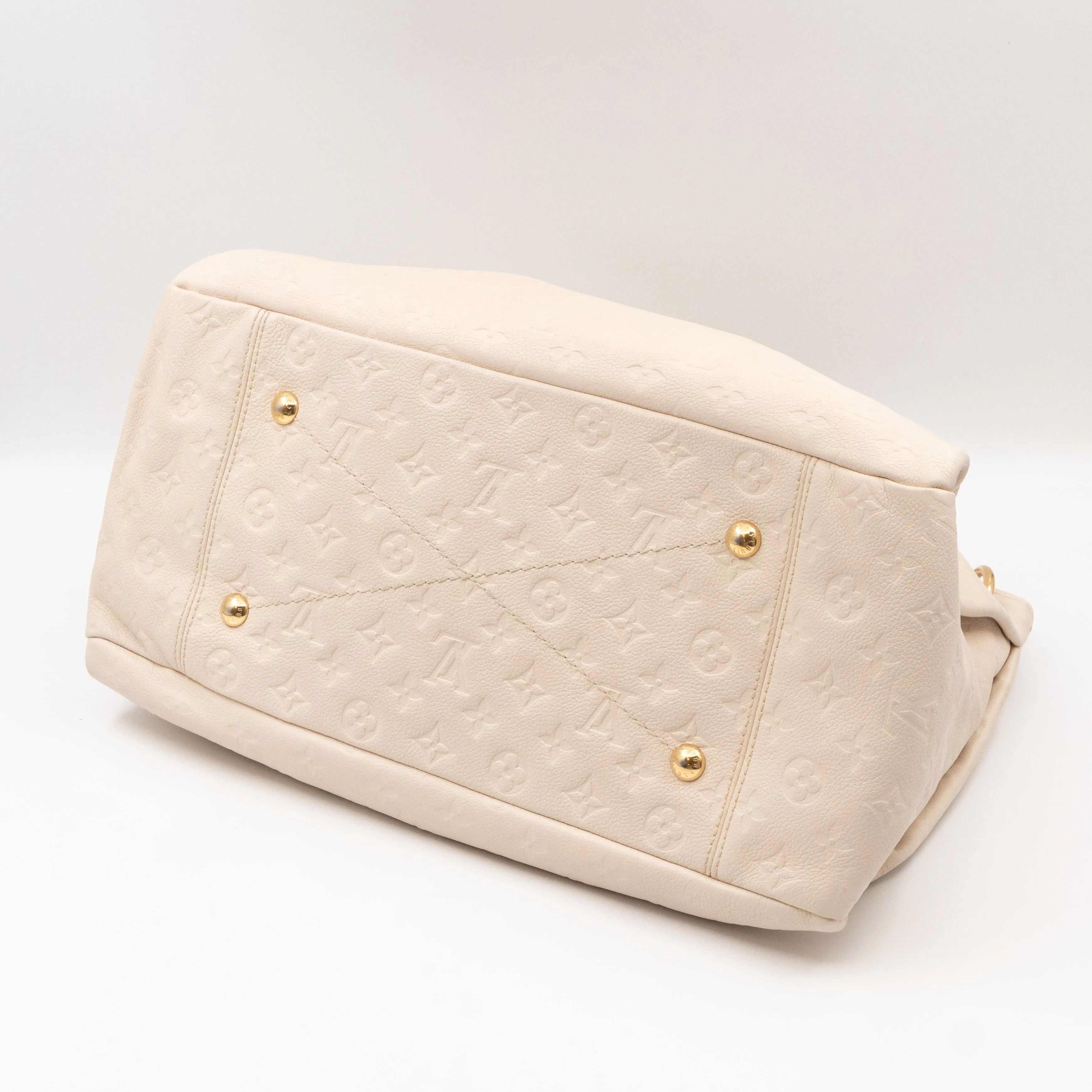 Artsy MM Monogram Empreinte White