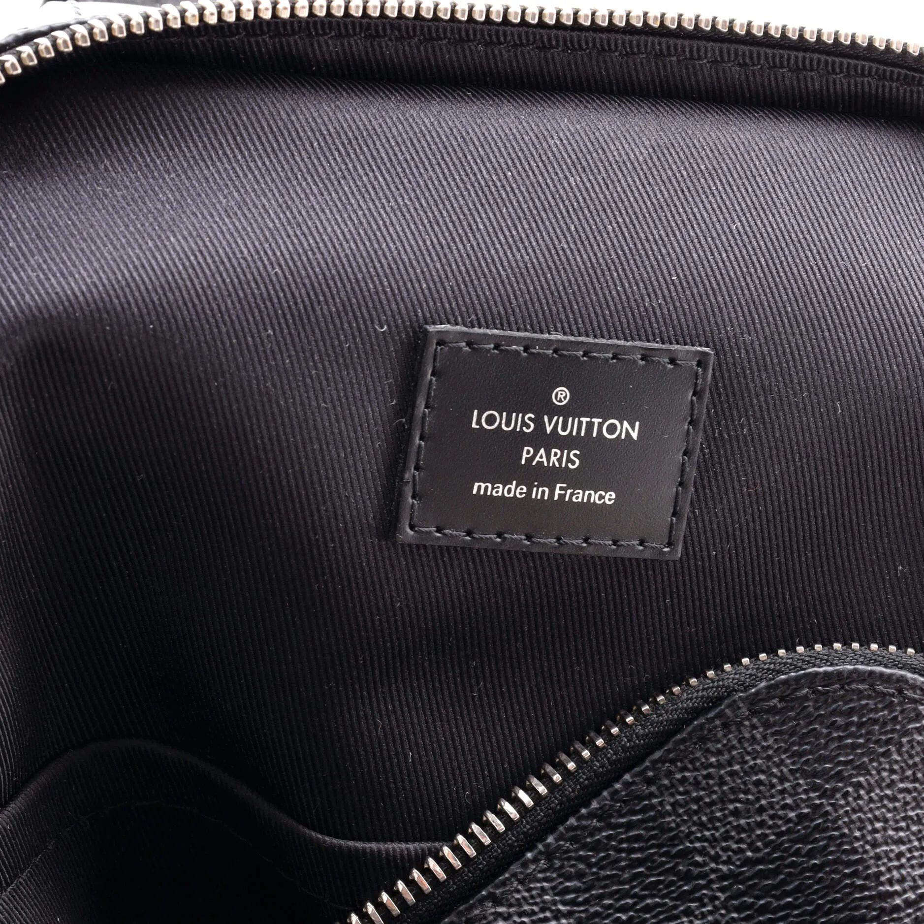 Avenue Sling Bag Damier Graphite