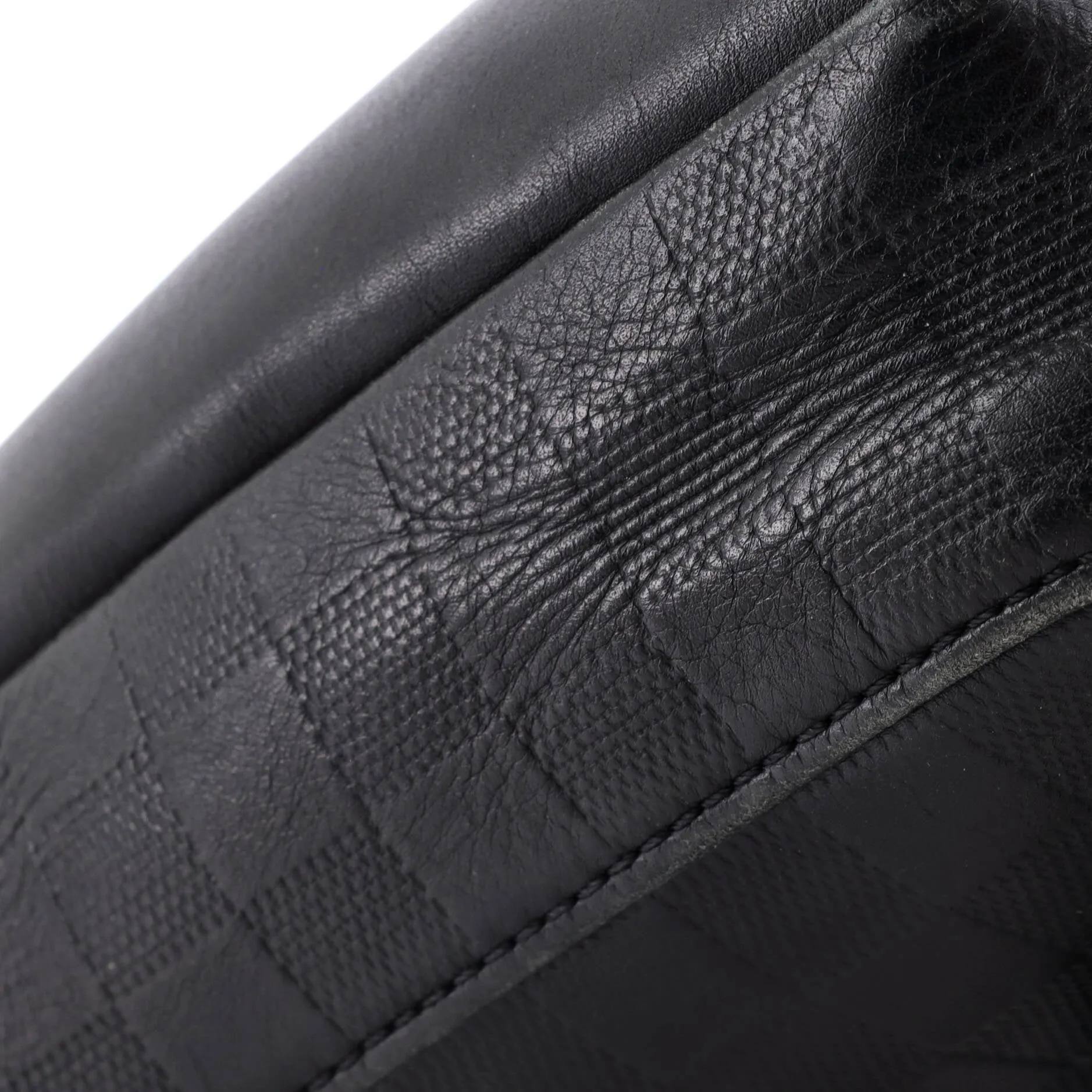 Avenue Sling Bag Damier Infini Leather