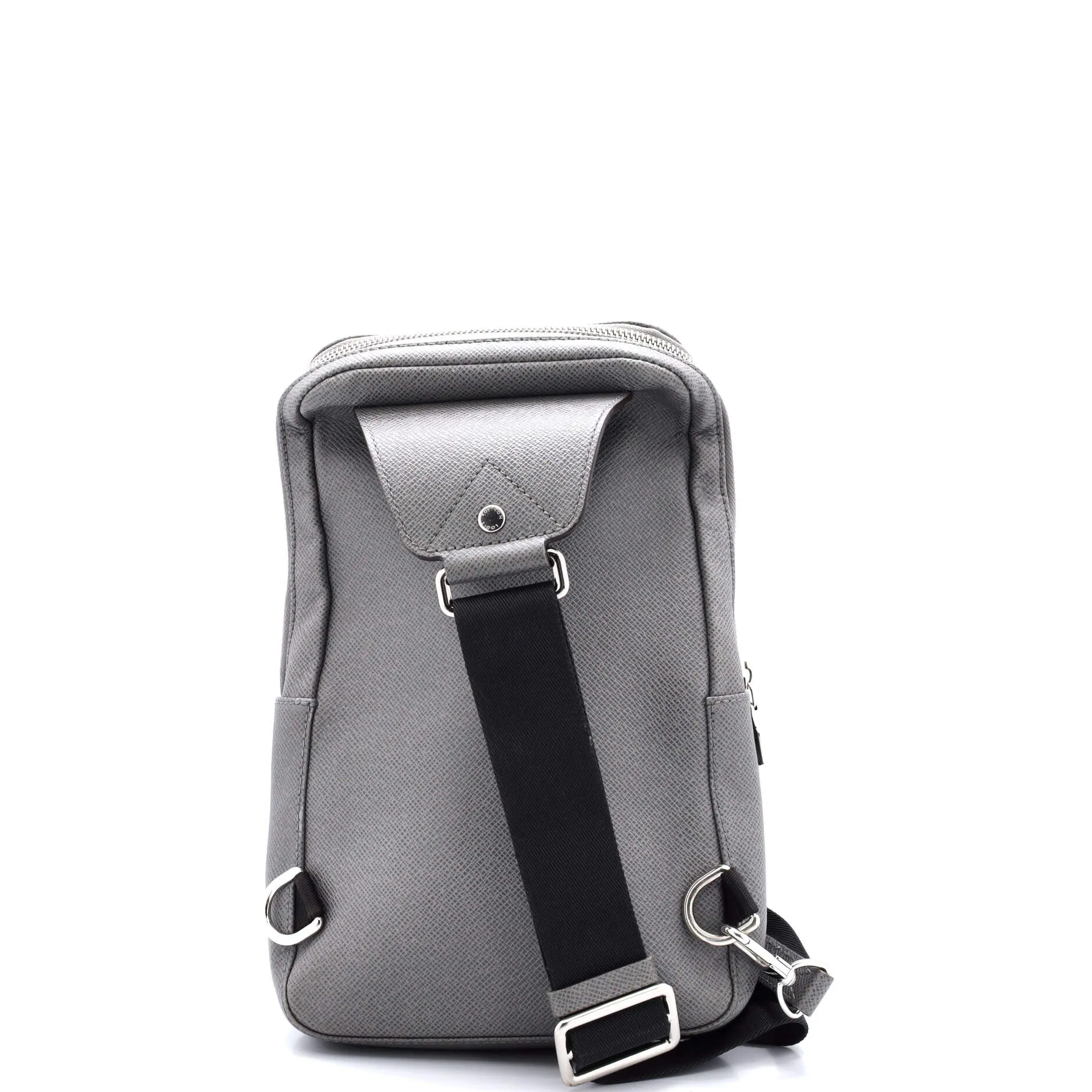 Avenue Sling Bag Taiga Leather