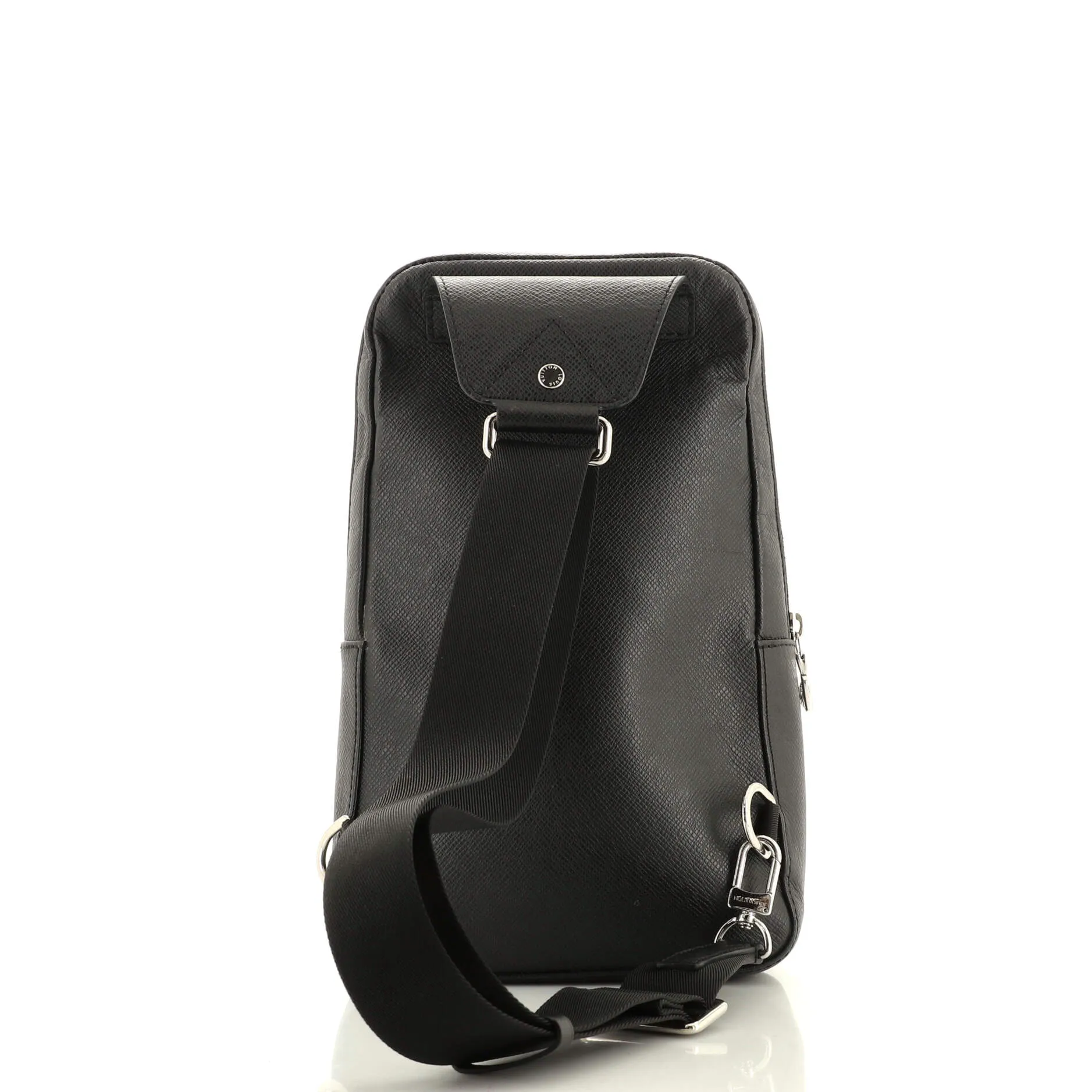 Avenue Sling Bag Taiga Leather
