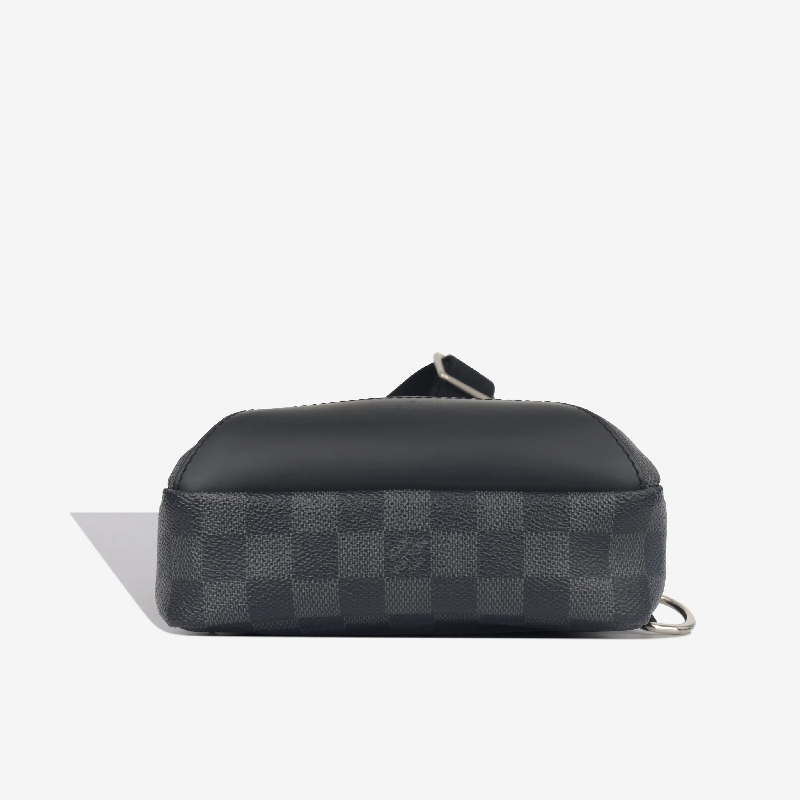 Avenue Sling Bag