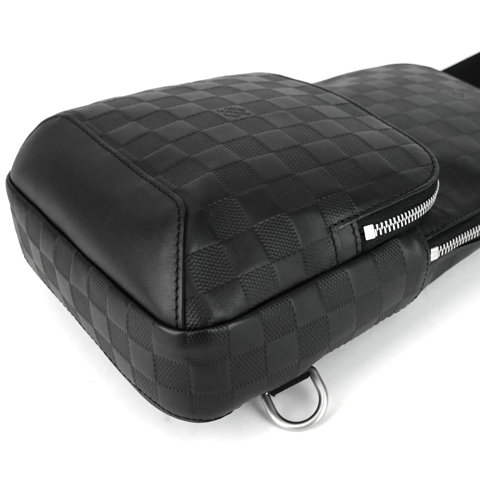Avenue Sling Damier Infini Leather Bag