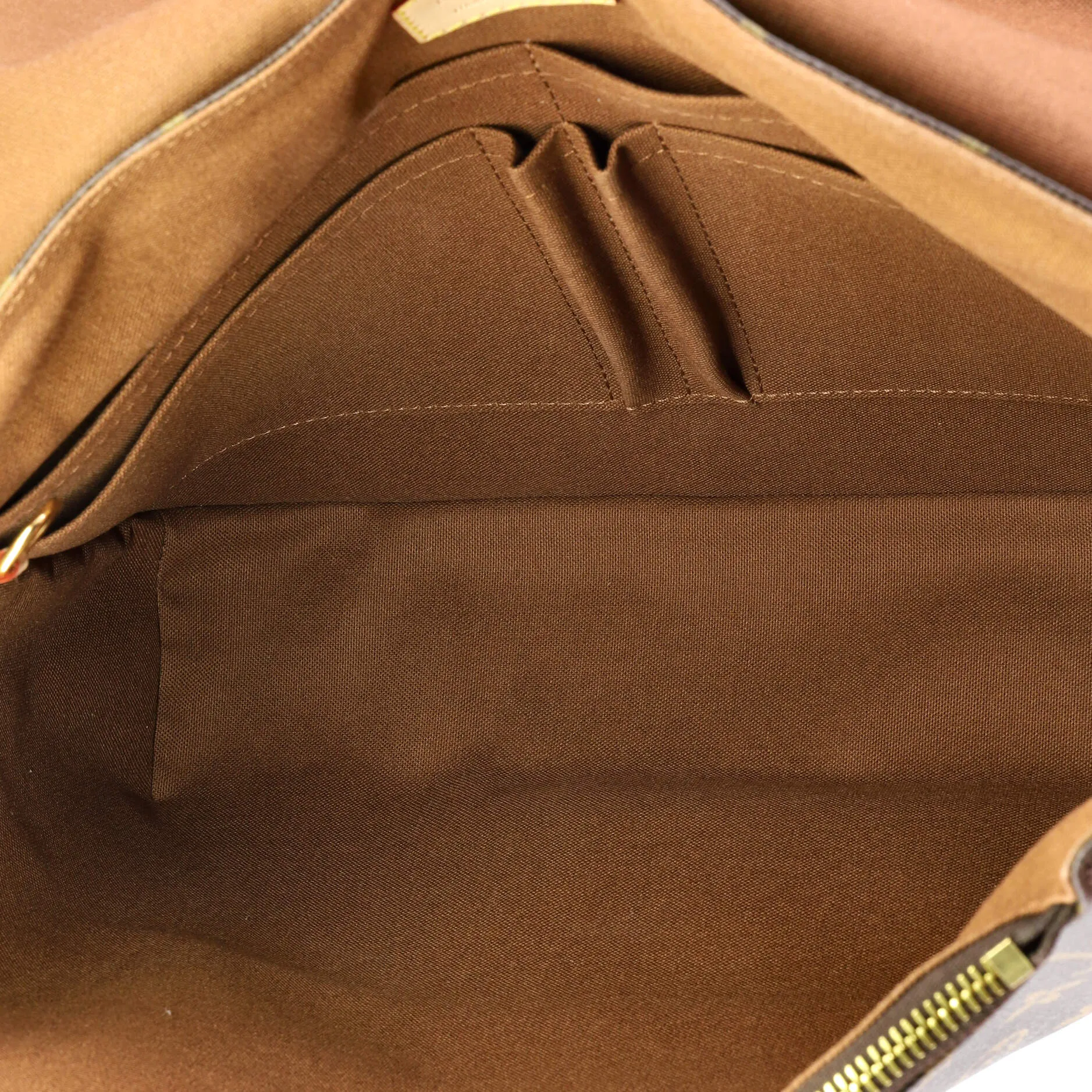 Beaubourg Messenger Bag Monogram Canvas MM