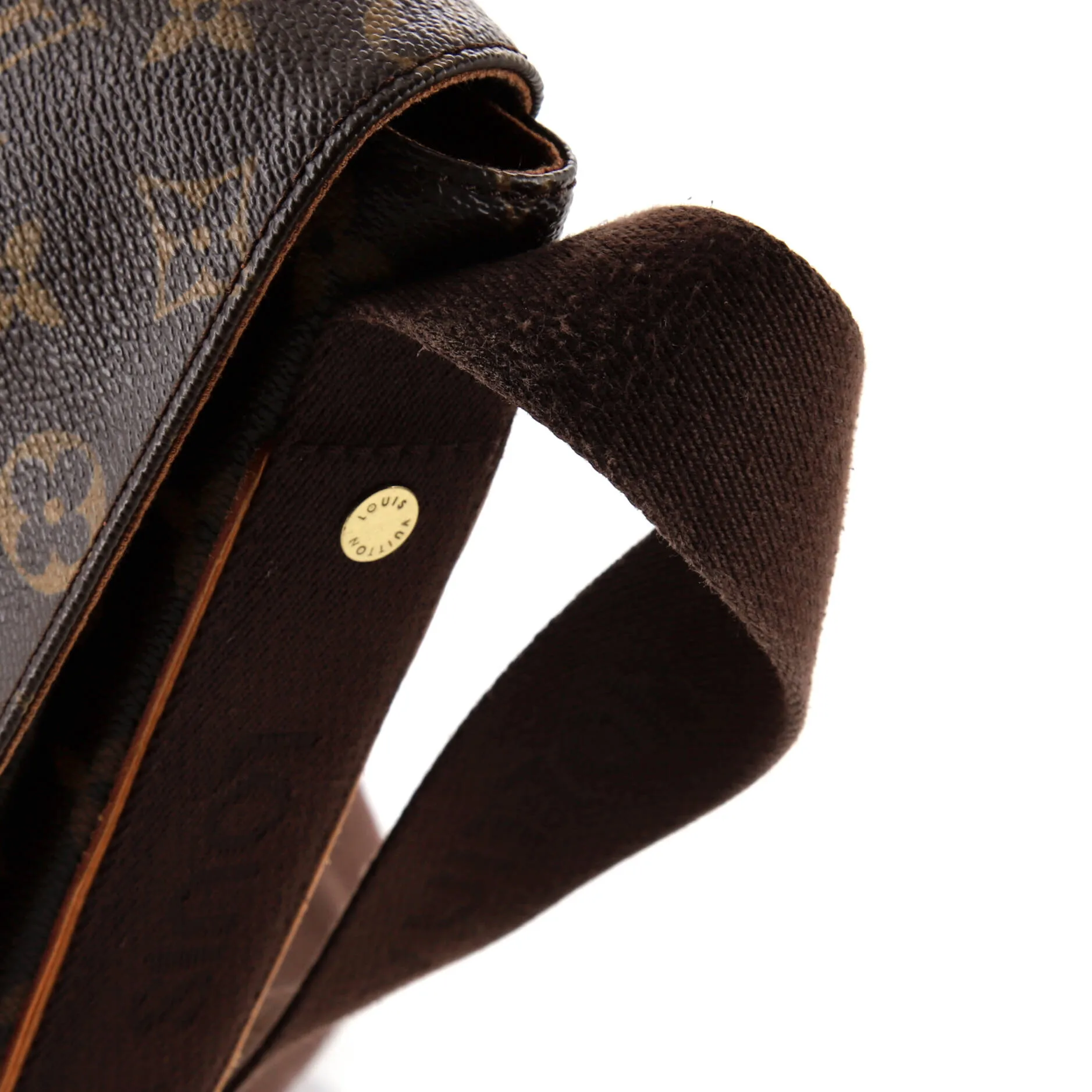 Beaubourg Messenger Bag Monogram Canvas MM