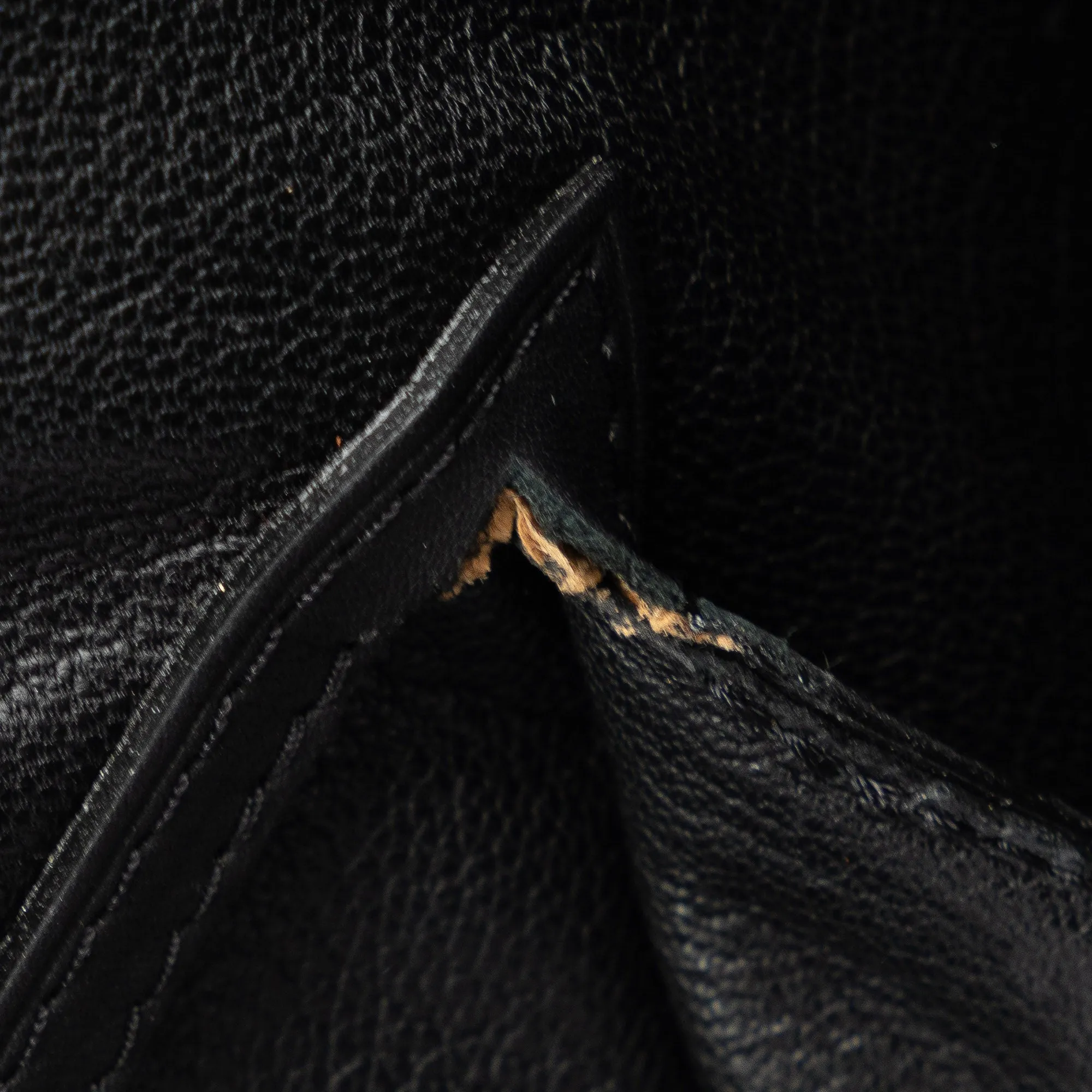 Black Louis Vuitton Cuir Obsession Lockit East-West HandBag