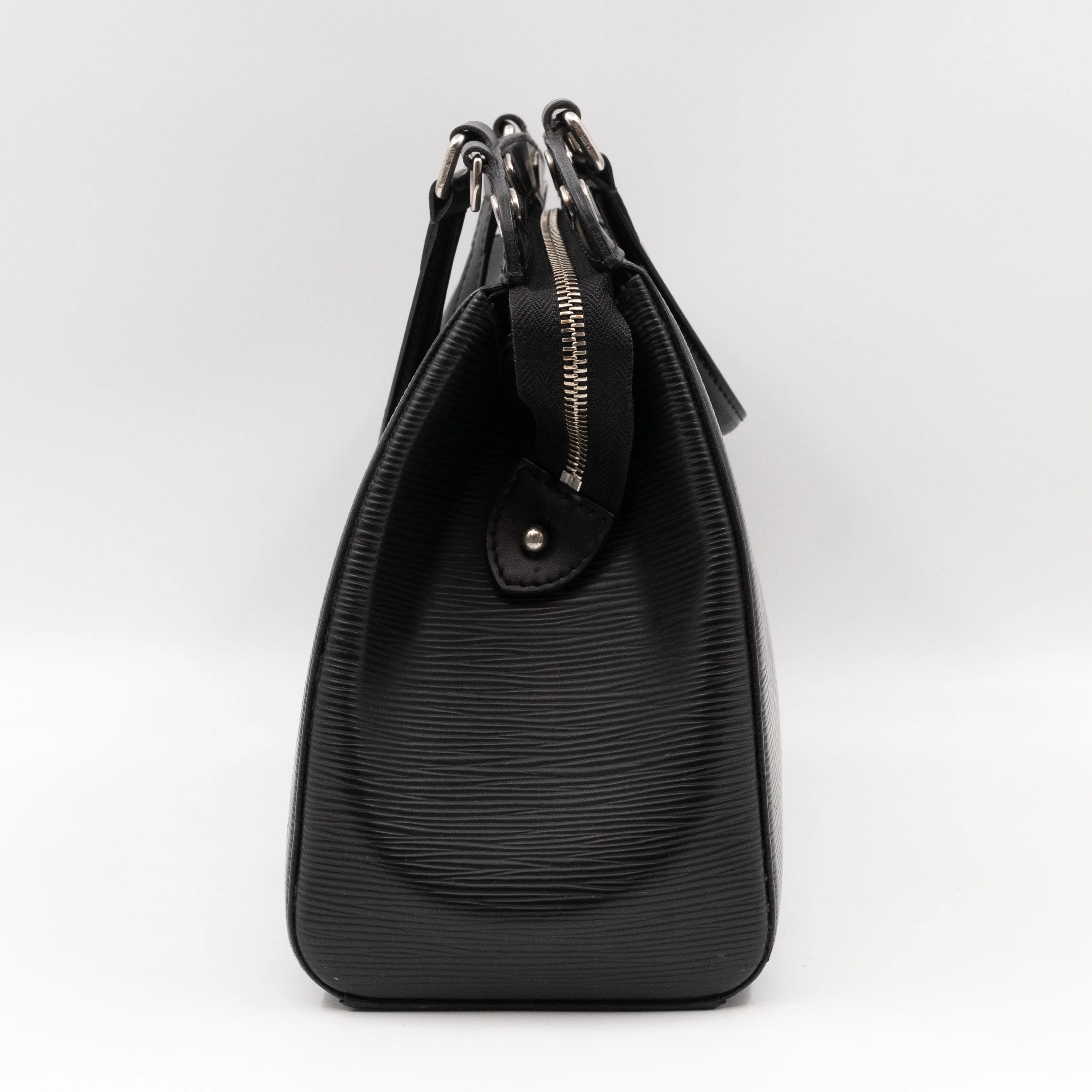Brea MM Black Epi Leather with Rouge Silver Charm