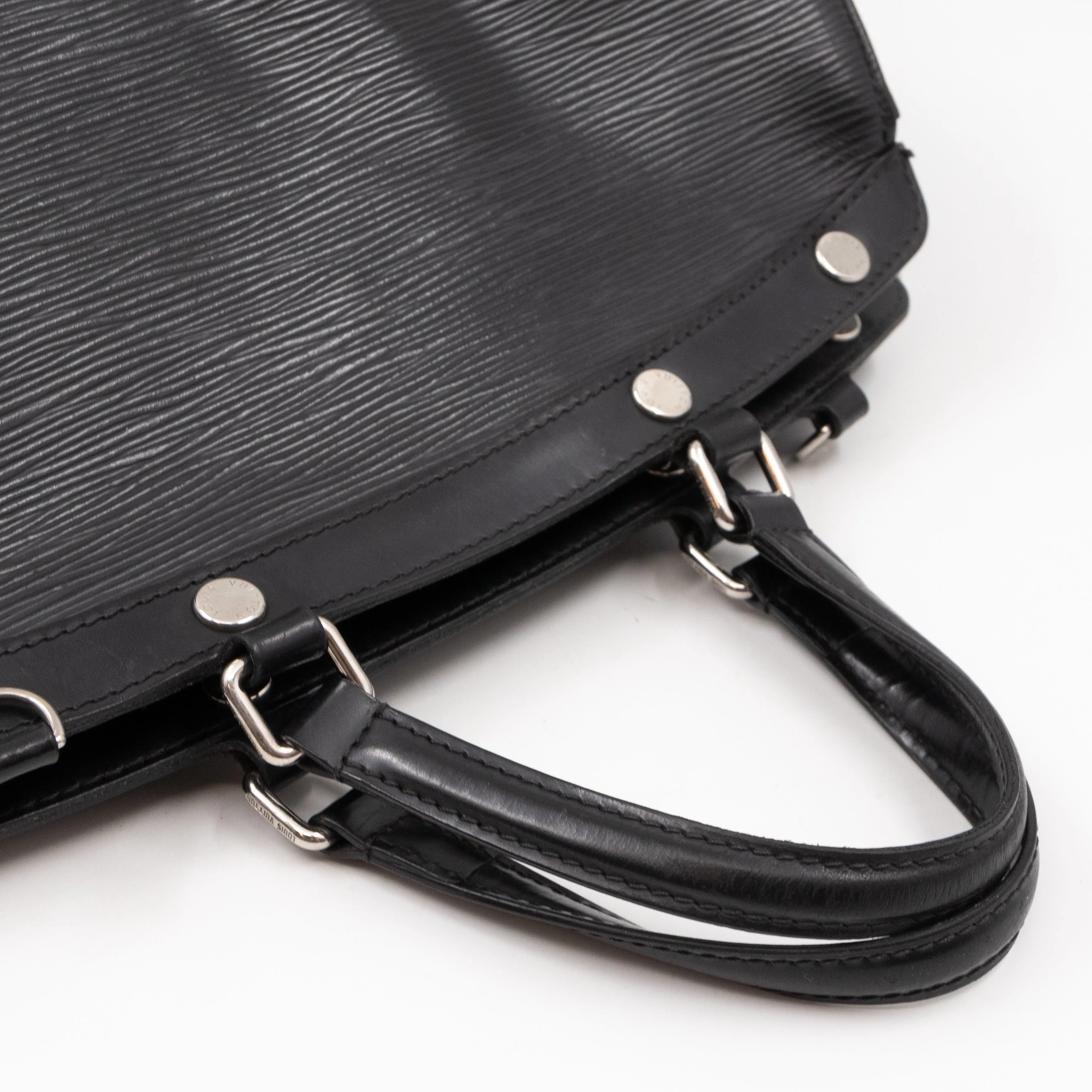 Brea MM Black Epi Leather with Rouge Silver Charm