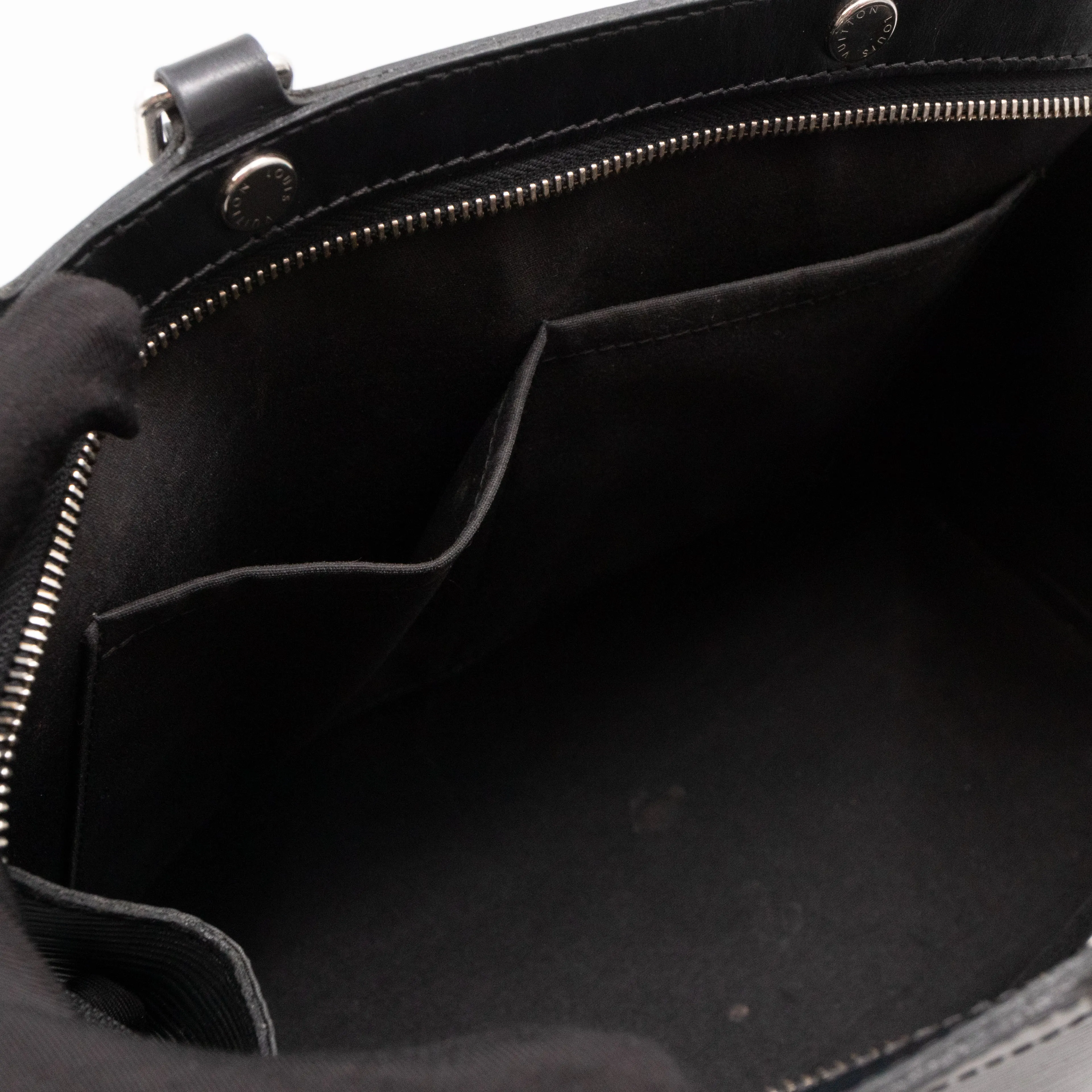 Brea MM Black Epi Leather with Rouge Silver Charm